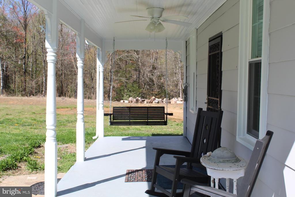 116 Greenbank Rd - Photo 2 of 14