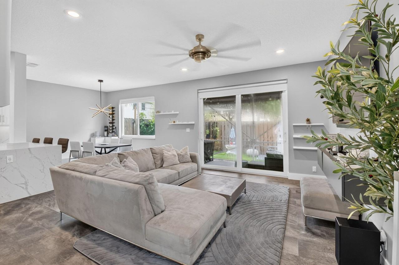 3616 Asperwood Cir - Photo 2 of 48