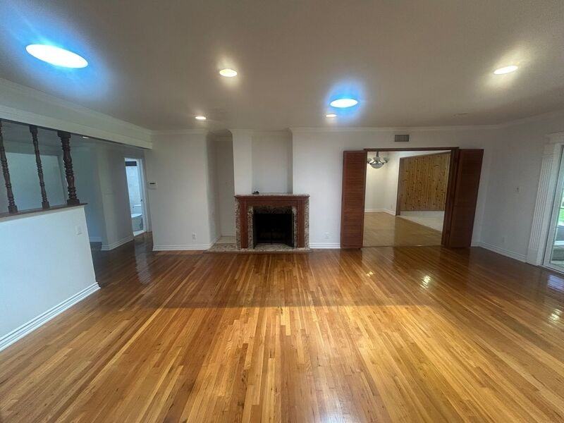 429 Paulette Pl - Photo 4 of 28