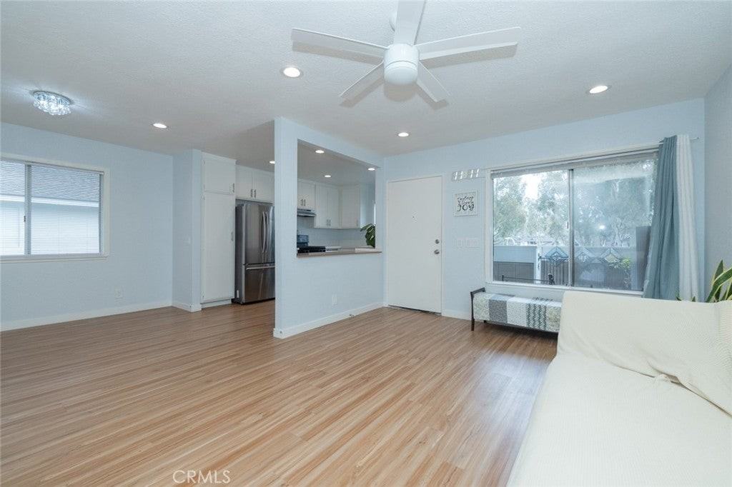 2500 Coventry Cir - Photo 4 of 20
