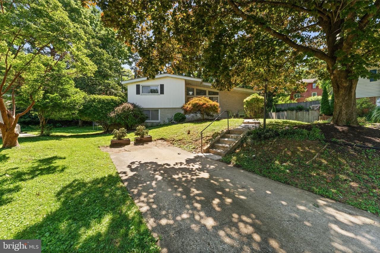 5801 Stuart Ave - Photo 4 of 4
