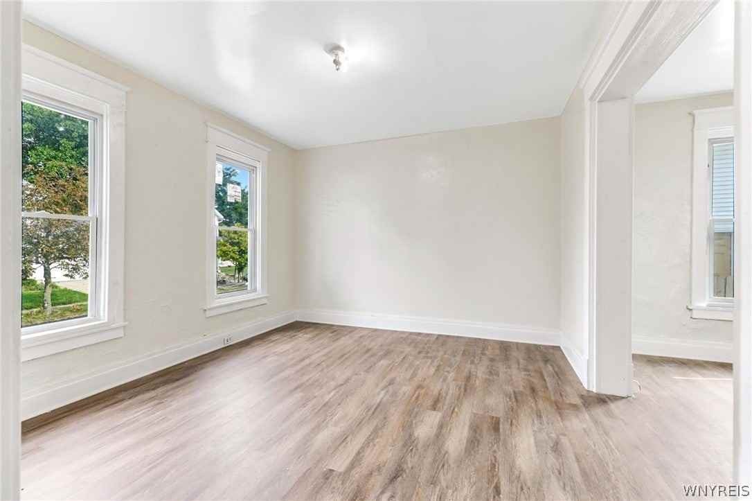 76 Chester St - Photo 3 of 16