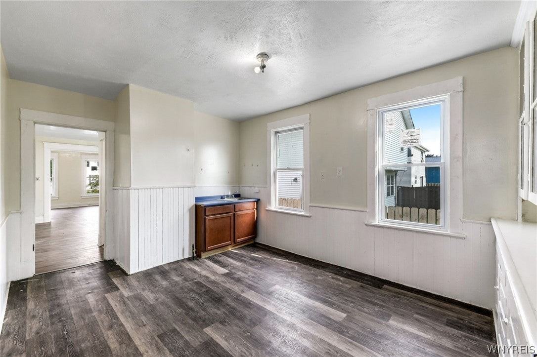 76 Chester St - Photo 7 of 16