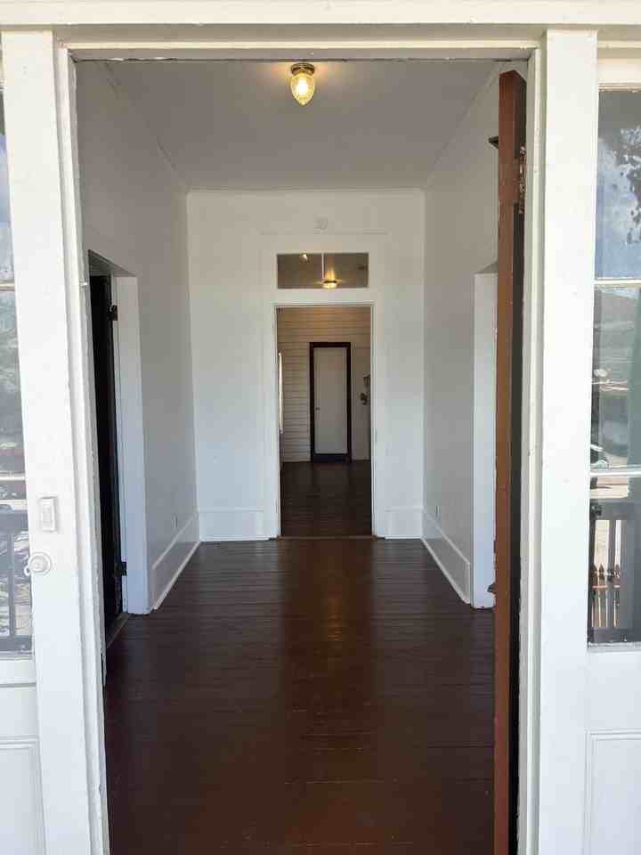 1319 Post Office St - Photo 5 of 23