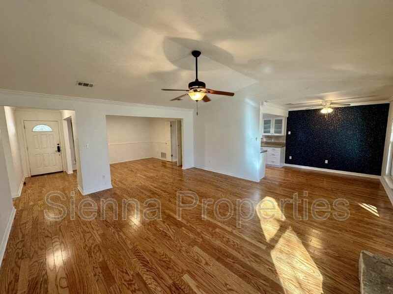 5109 Summerset Trl - Photo 4 of 32
