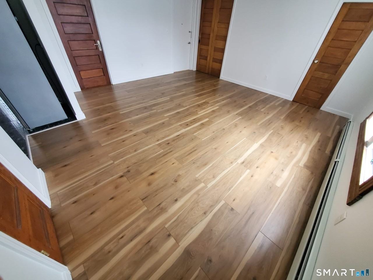 47 Laurel St - Photo 2 of 17