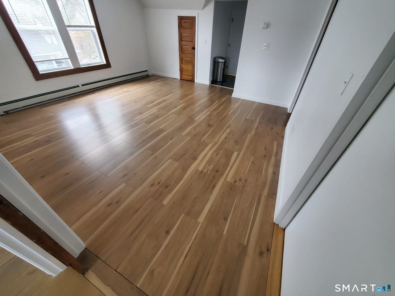 47 Laurel St - Photo 3 of 17