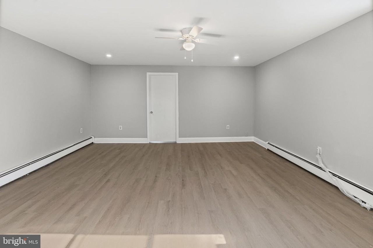 113 W 22nd St - Photo 6 of 13