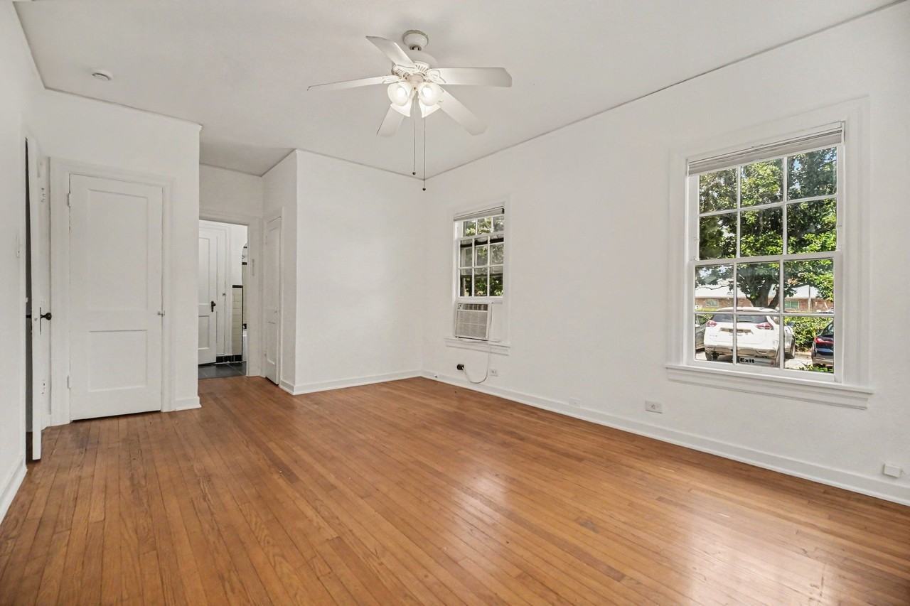 4408 Yoakum Blvd - Photo 3 of 24