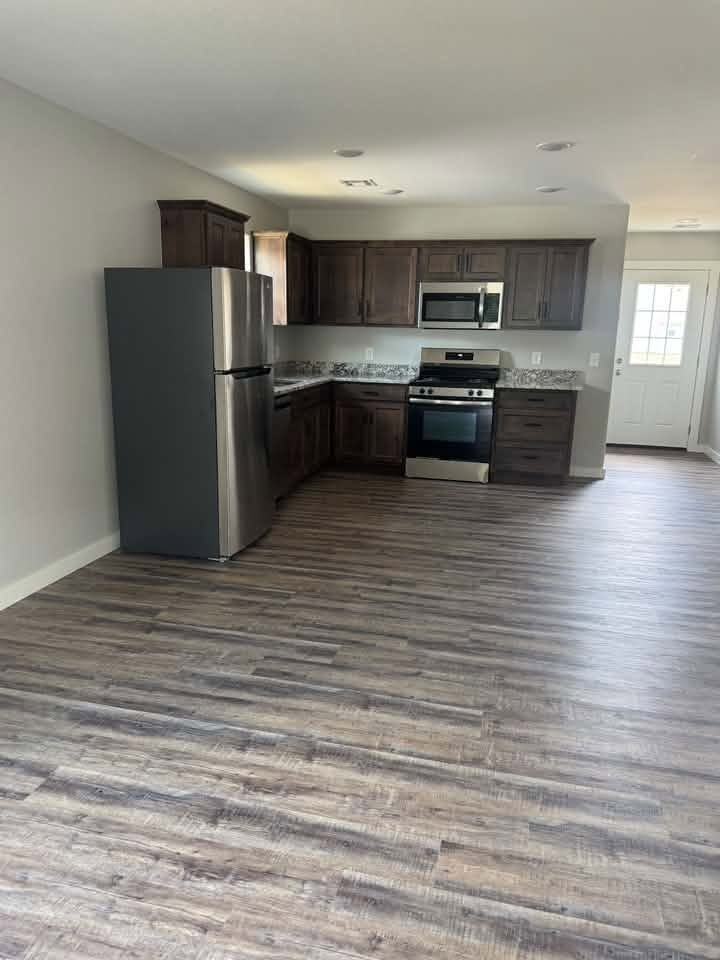 2022 Lakeview St - Photo 5 of 5