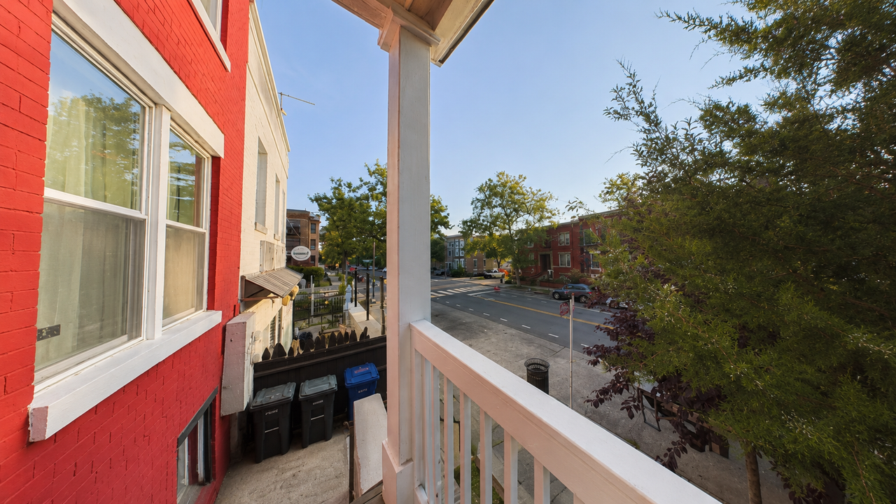 2626 11th St Nw - Photo 2 of 29