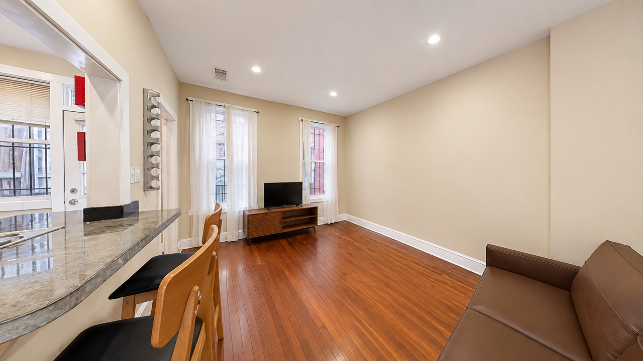 2626 11th St Nw - Photo 6 of 29