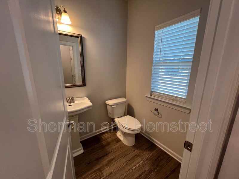 2073 Lotus Dr - Photo 4 of 15