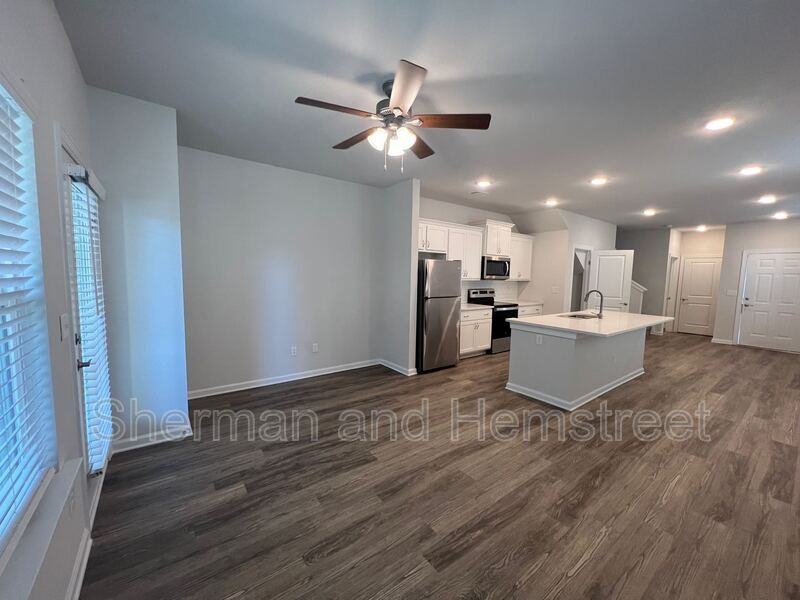 2073 Lotus Dr - Photo 6 of 15