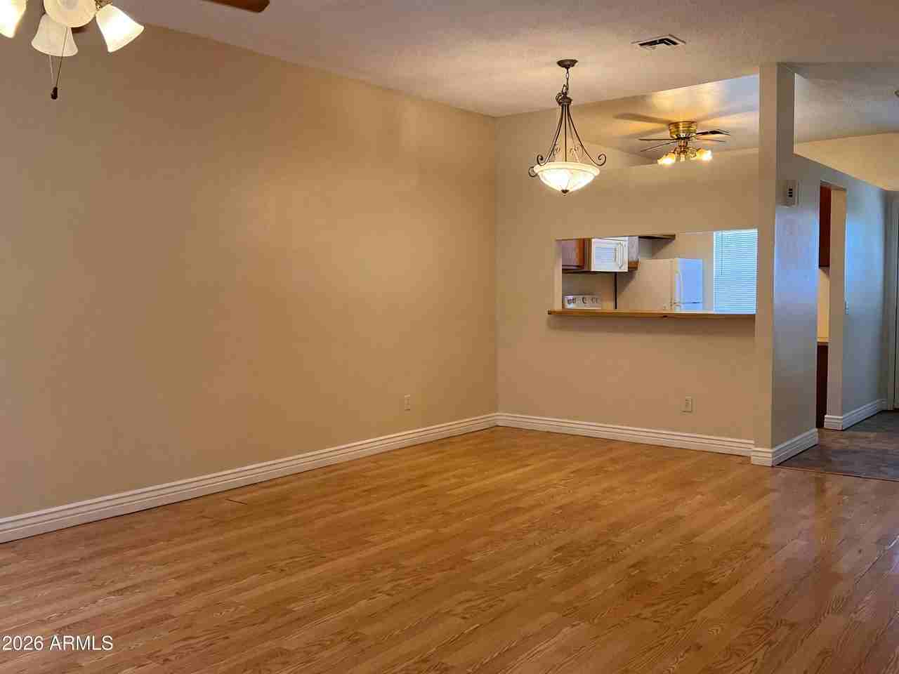 1970 N Hartford St #25 - Photo 4 of 16