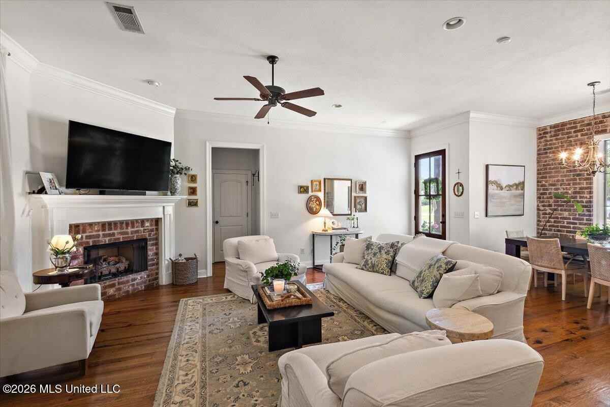 169 Westerly Pl - Photo 4 of 35