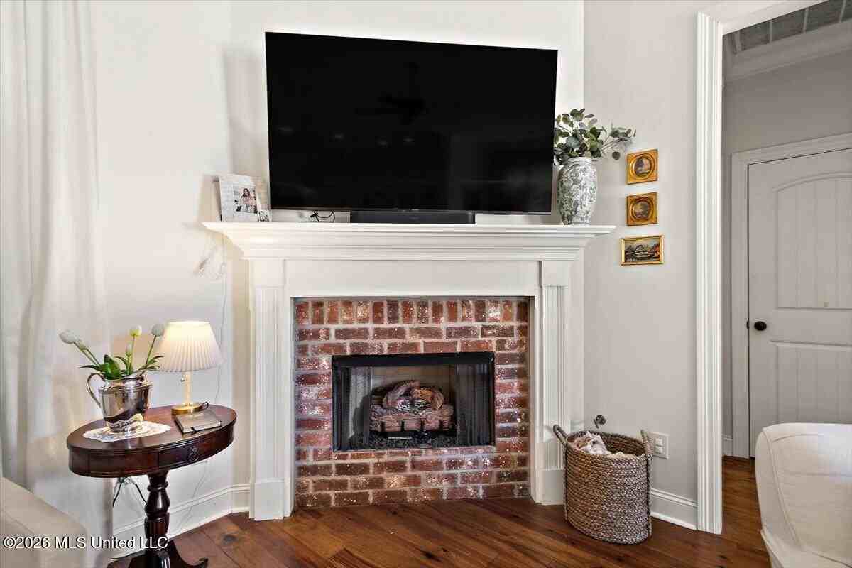 169 Westerly Pl - Photo 7 of 35