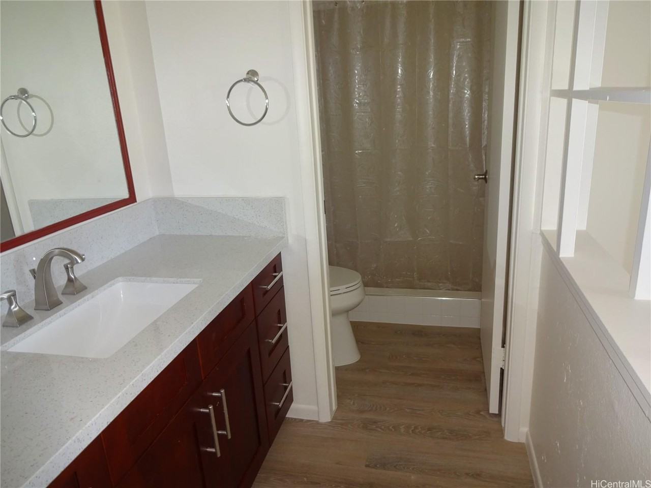 582 Hahaione St #3E - Photo 4 of 6