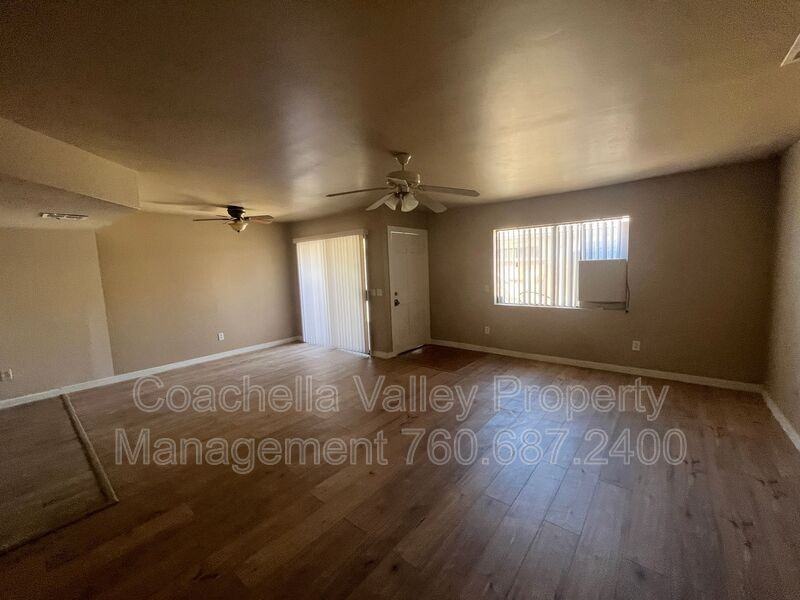 32934 Rancho Vista Dr #4 - Photo 4 of 25
