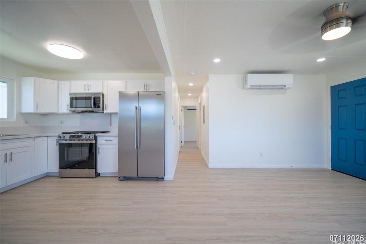3484 Campbell Ave - Photo 6 of 17