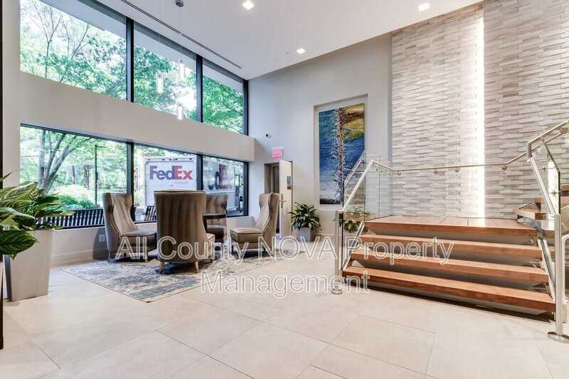 3800 Powell Ln #727 - Photo 7 of 42