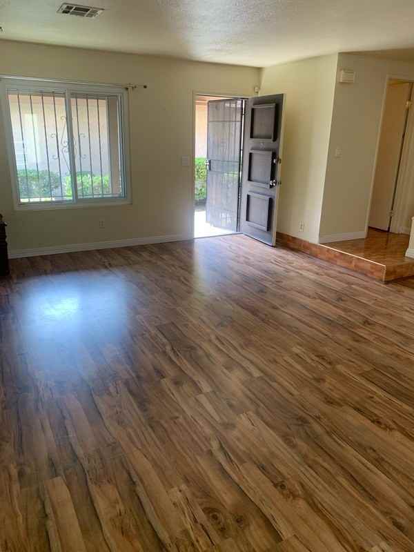 439 Bluffview Rd - Photo 2 of 7