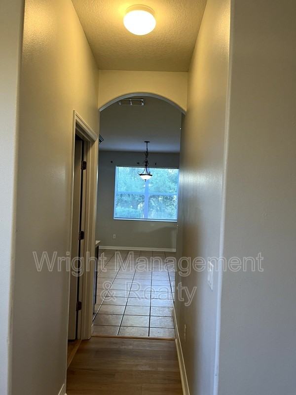 7843 Foxgrove Dr - Photo 6 of 32