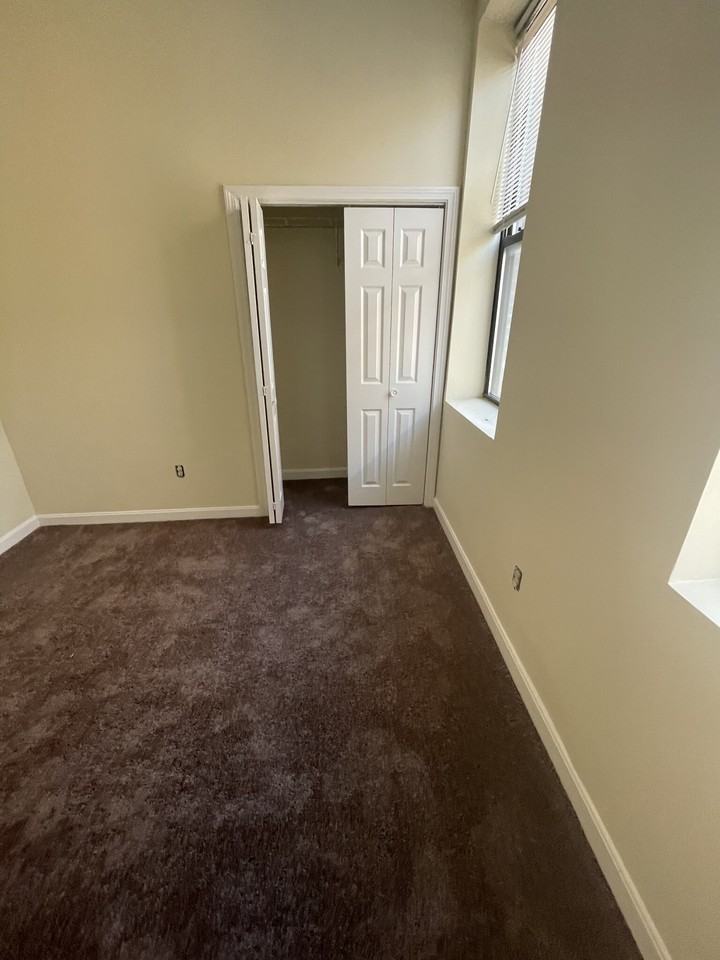 67 Washington St #403P - Photo 7 of 14
