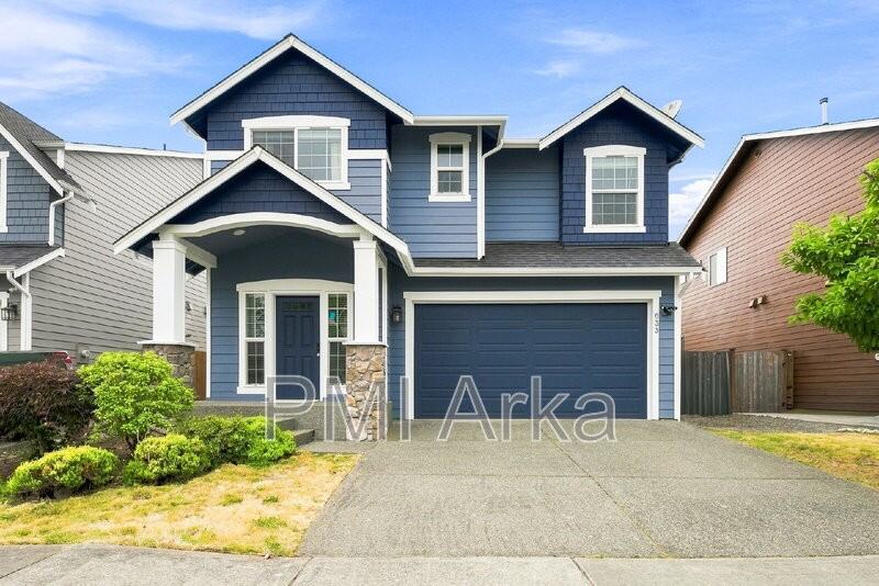 633 Ilwaco Pl Ne - Photo 2 of 15