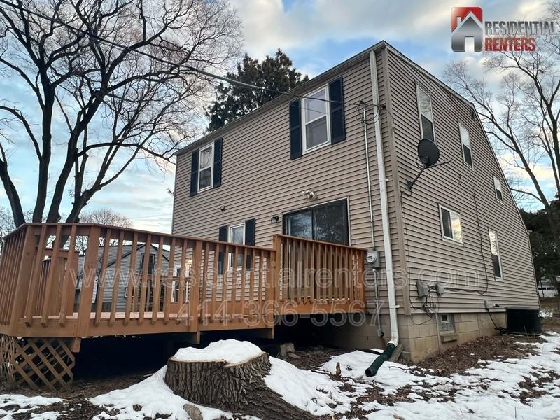 10918 W Wells St - Photo 2 of 20