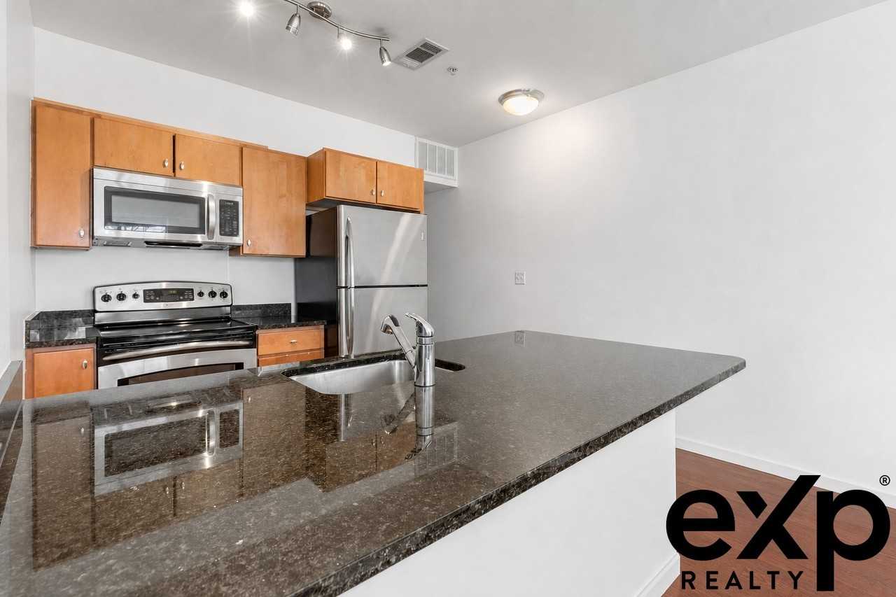 4 Repton Cir #4105 - Photo 7 of 14
