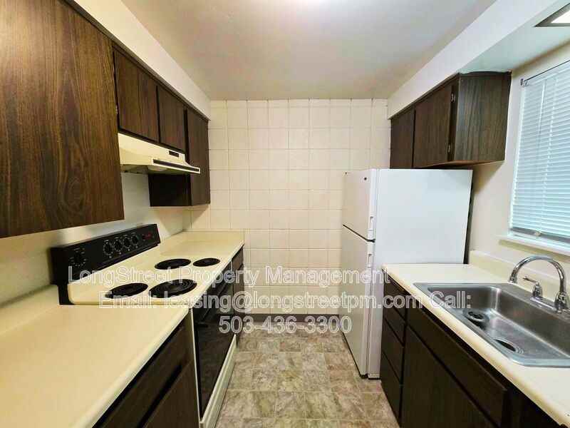 2135 Nw Highland Dr #1 - Photo 3 of 21