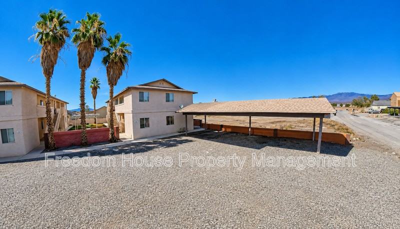 1444 Star Rd - Photo 3 of 37