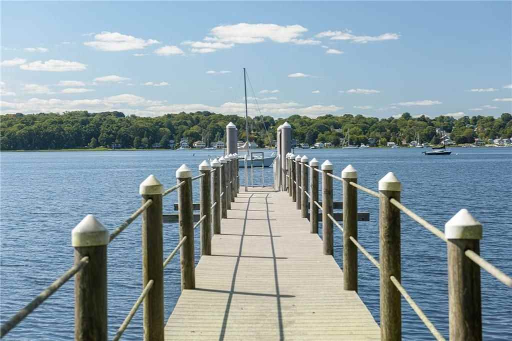 39 Shore Dr - Photo 5 of 44
