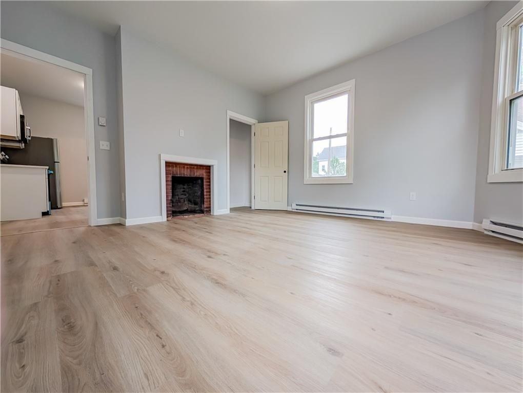 99 Walnut St ##1b - Photo 7 of 11