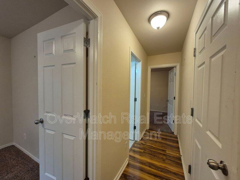 9178 Eagle River Ln - Photo 4 of 22