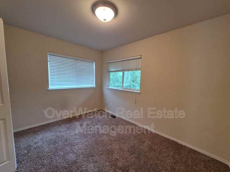 9178 Eagle River Ln - Photo 5 of 22