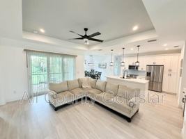 featured image of 6049 Higgins Ln