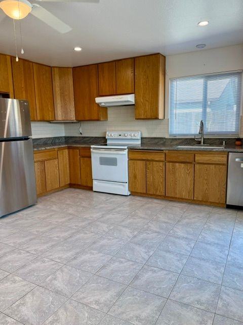 6956 Dove St - Photo 4 of 19