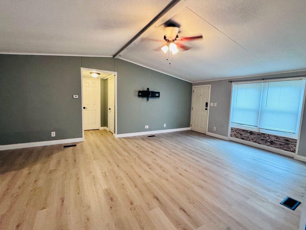 2475 Freshour Rd - Photo 5 of 17