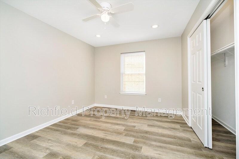 1742 Thaddeus St - Photo 6 of 32
