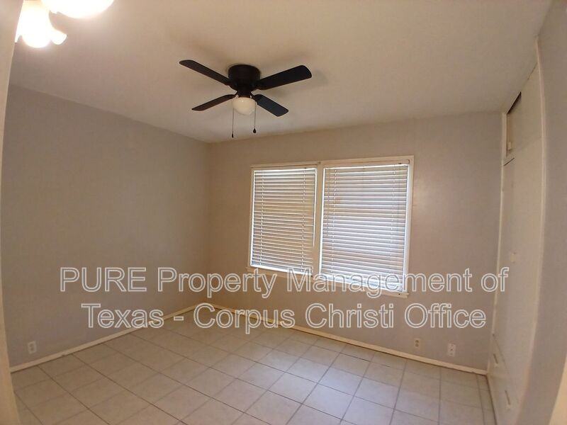4701 Prinston Dr - Photo 5 of 24