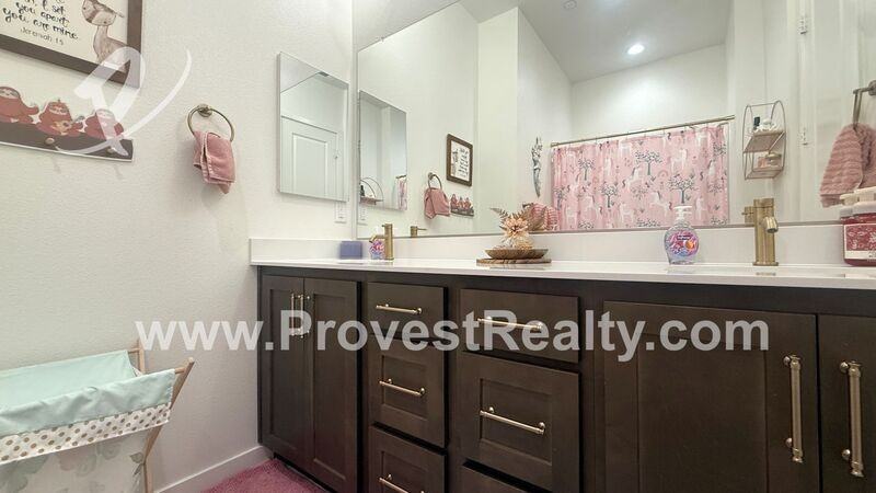 6425 Castle Crags Ave - Photo 6 of 25