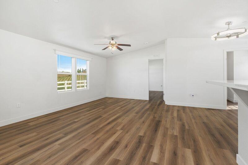 40589 Los Amantes Rd - Photo 6 of 31