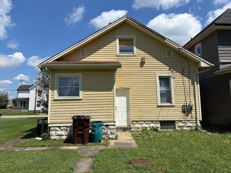 208 Garfield St - Photo 3 of 29