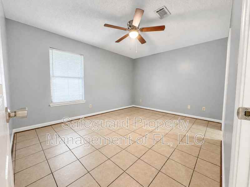 6398 W Fairfield Dr #C - Photo 5 of 10