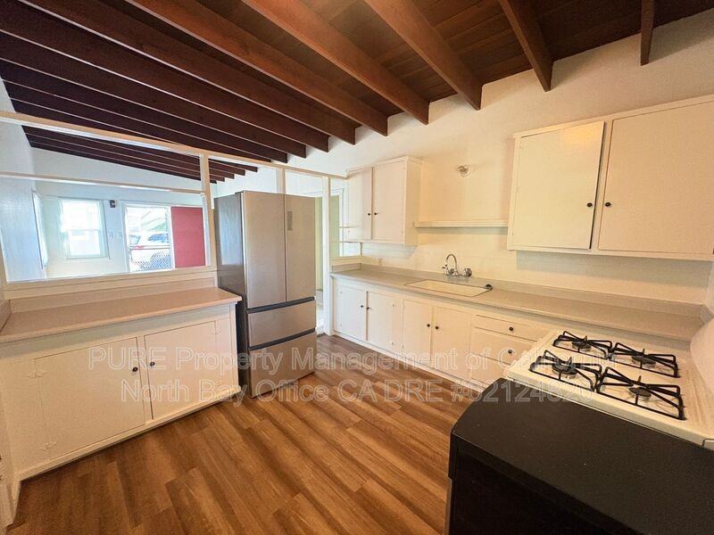 2 Kandace Ct - Photo 4 of 14