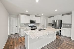 featured image of 386 Hollingswood Dr