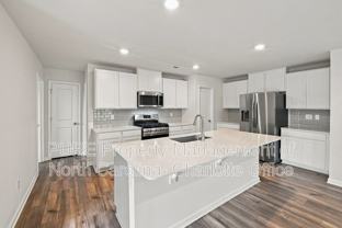 386 Hollingswood Dr - Photo 1 of 1