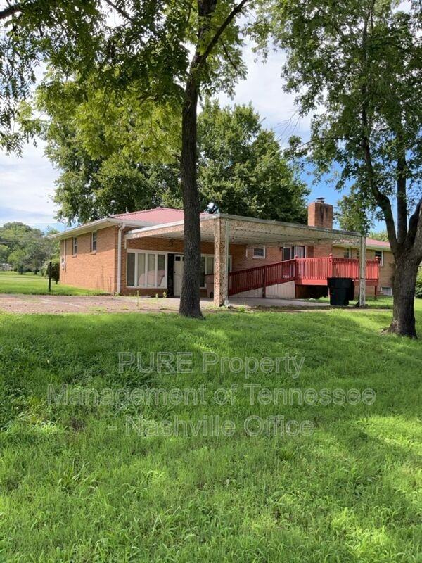 3912 Hydesdale Ln - Photo 4 of 10